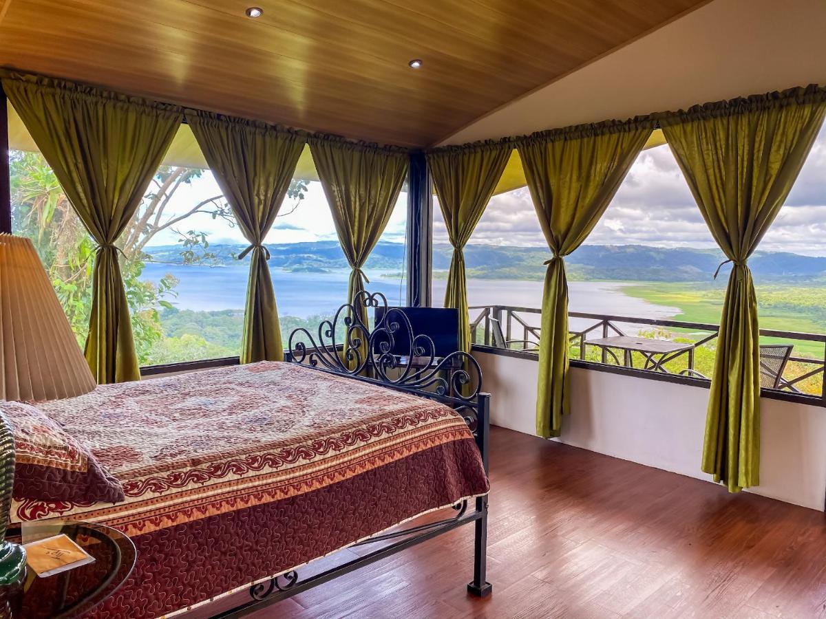 Retiro Del Lago Arenal Lodge El Castillo ภายนอก รูปภาพ